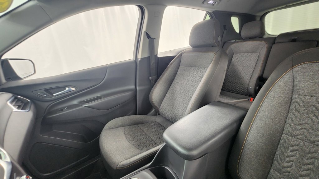 Used 2023 Chevrolet Equinox LT AWD/4WD image 13