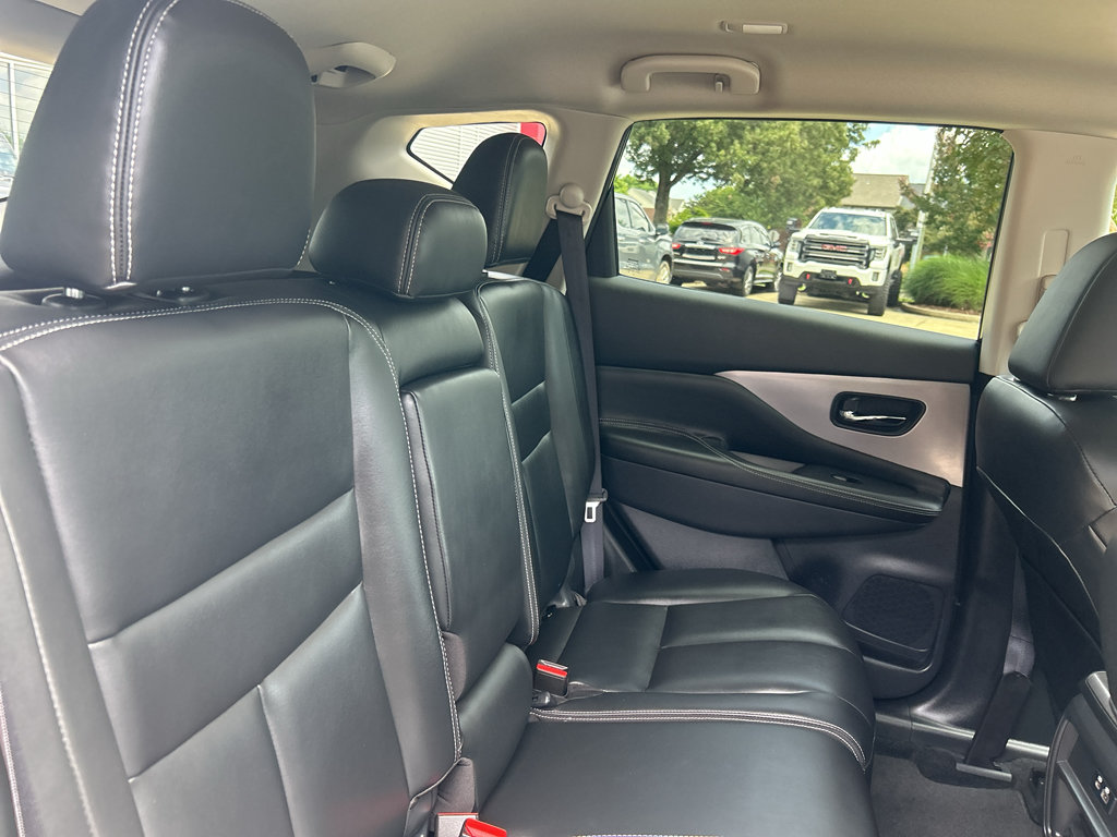 Certified 2024 Nissan Murano SV w/ SV Midnight Edition Package FWD image 13