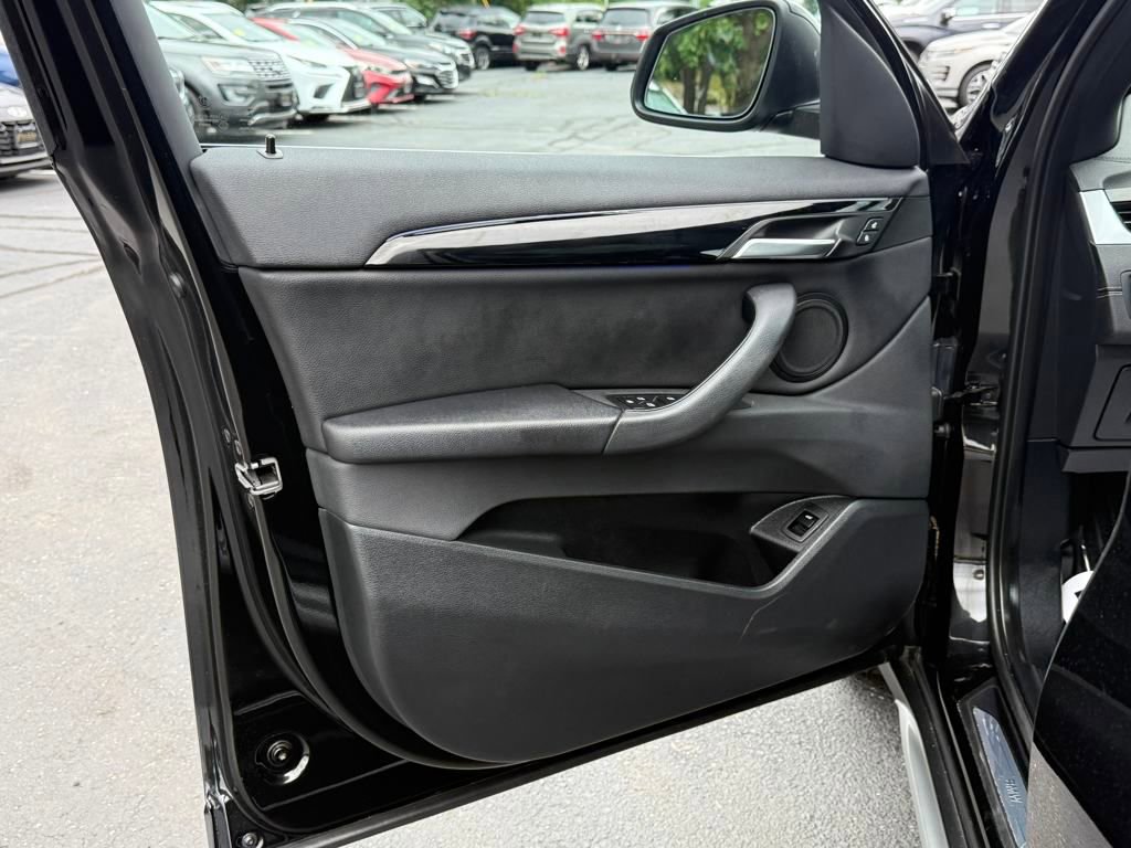 Used 2022 BMW X1 xDrive28i AWD/4WD image 24