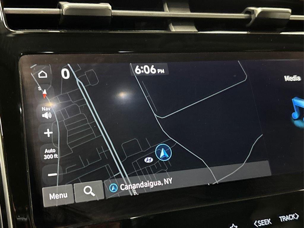 Used 2022 Hyundai Tucson Limited image 28