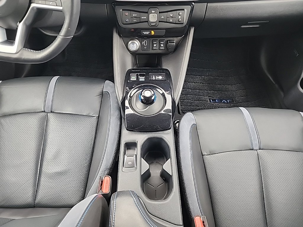 Used 2019 Nissan Leaf SL Plus FWD image 23