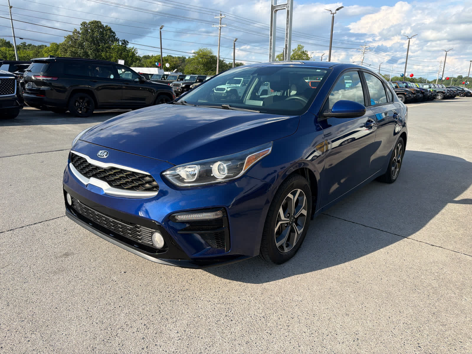 Used 2019 Kia Forte LXS FWD image 4