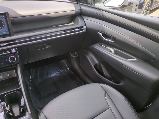 Certified 2025 Hyundai Santa Cruz SEL FWD image 17
