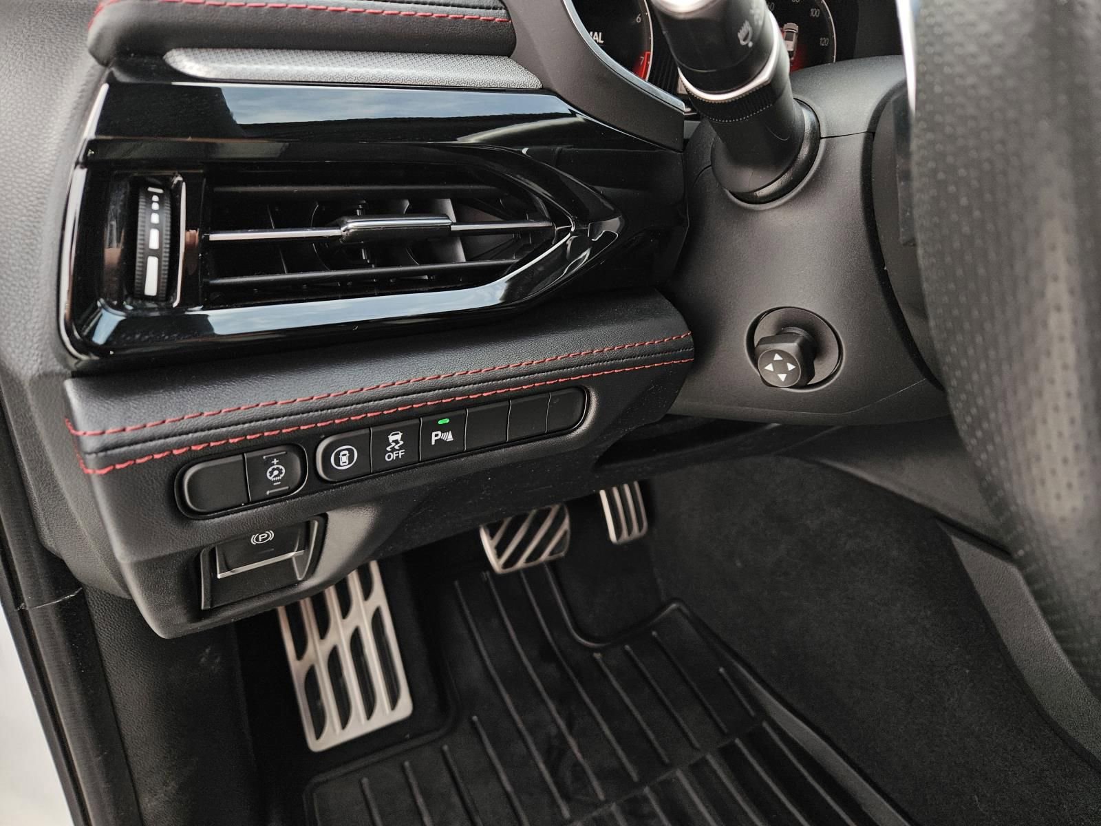 Used 2024 Acura MDX A-Spec image 19