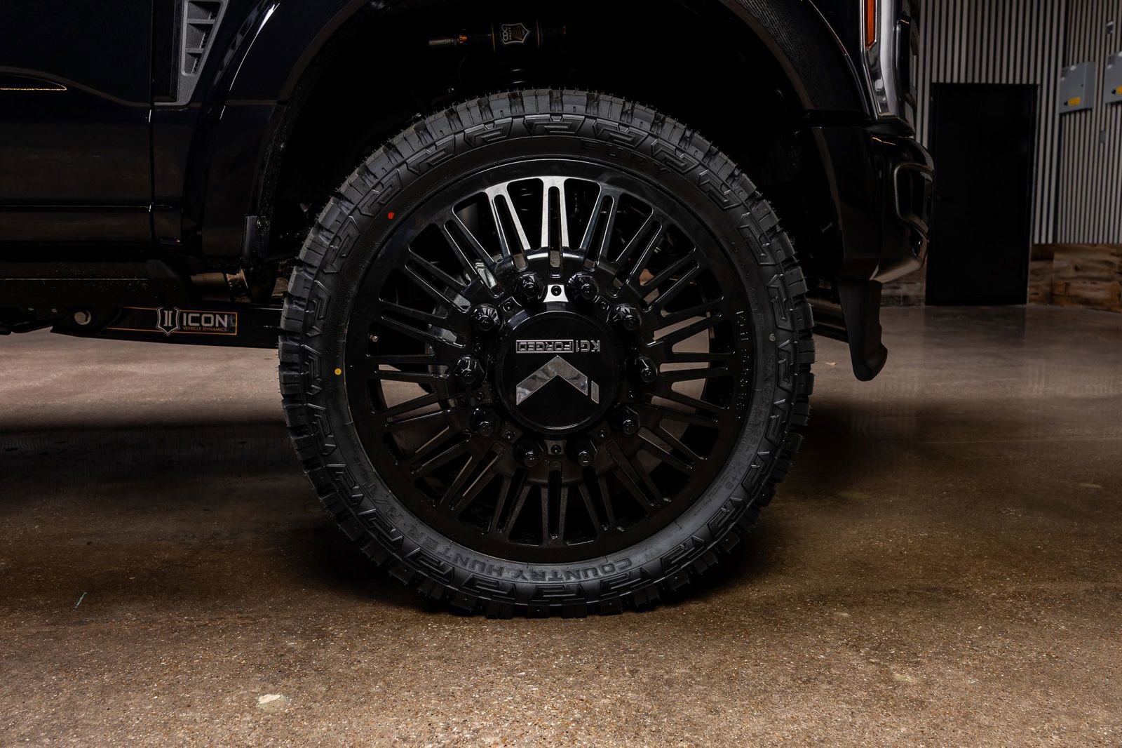 Used 2026 Ford F450 Platinum w/ Platinum Plus Package image 12