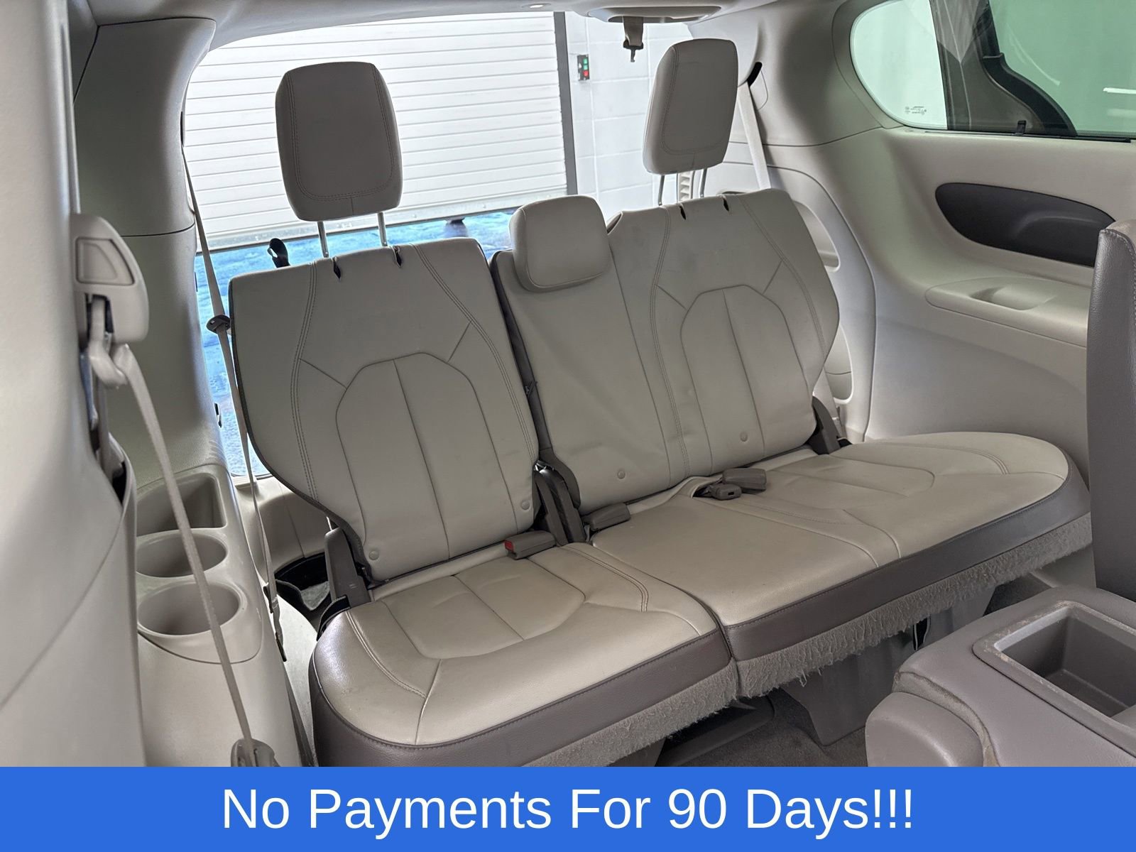 Certified 2017 Chrysler Pacifica Touring-L image 35