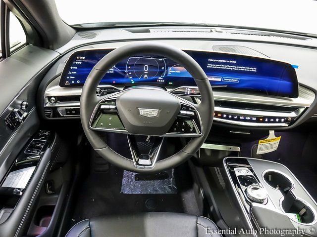 New 2025 Cadillac Lyriq Sport w/ LPO, Floor Liner Package AWD/4WD image 11