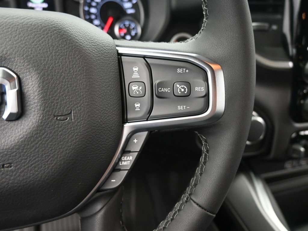 New 2026 RAM 1500 4x4 Crew Cab image 35