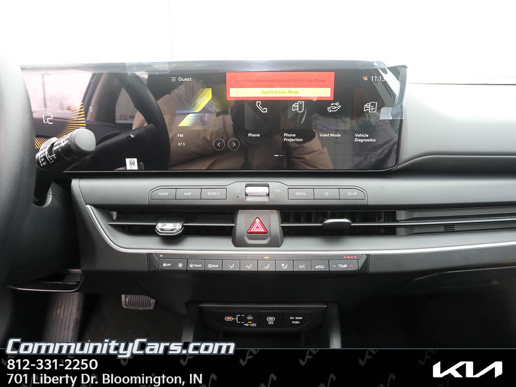 New 2025 Kia K4 LXS image 14