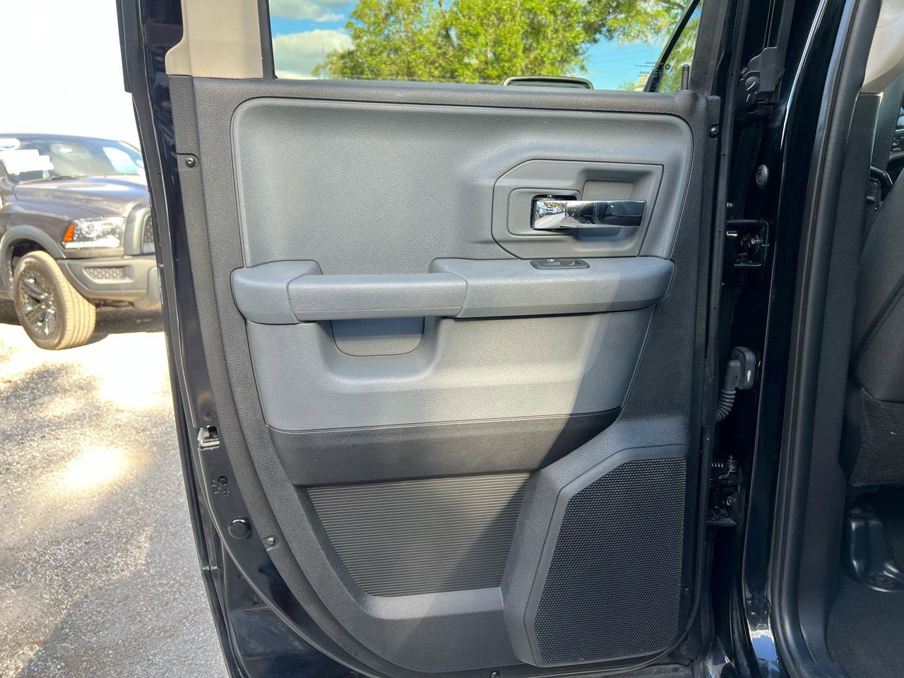 Used 2024 RAM 1500 Classic SLT AWD/4WD image 23