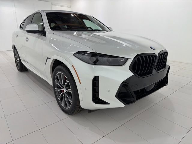 Certified 2024 BMW X6 xDrive40i w/ Executive Package image 7