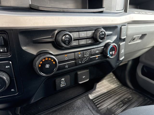 Used 2023 Ford F350 XL w/ Snow Plow/Camper Package AWD/4WD image 33