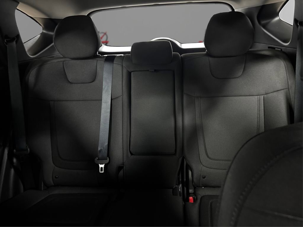 Certified 2025 Hyundai Tucson SE image 18