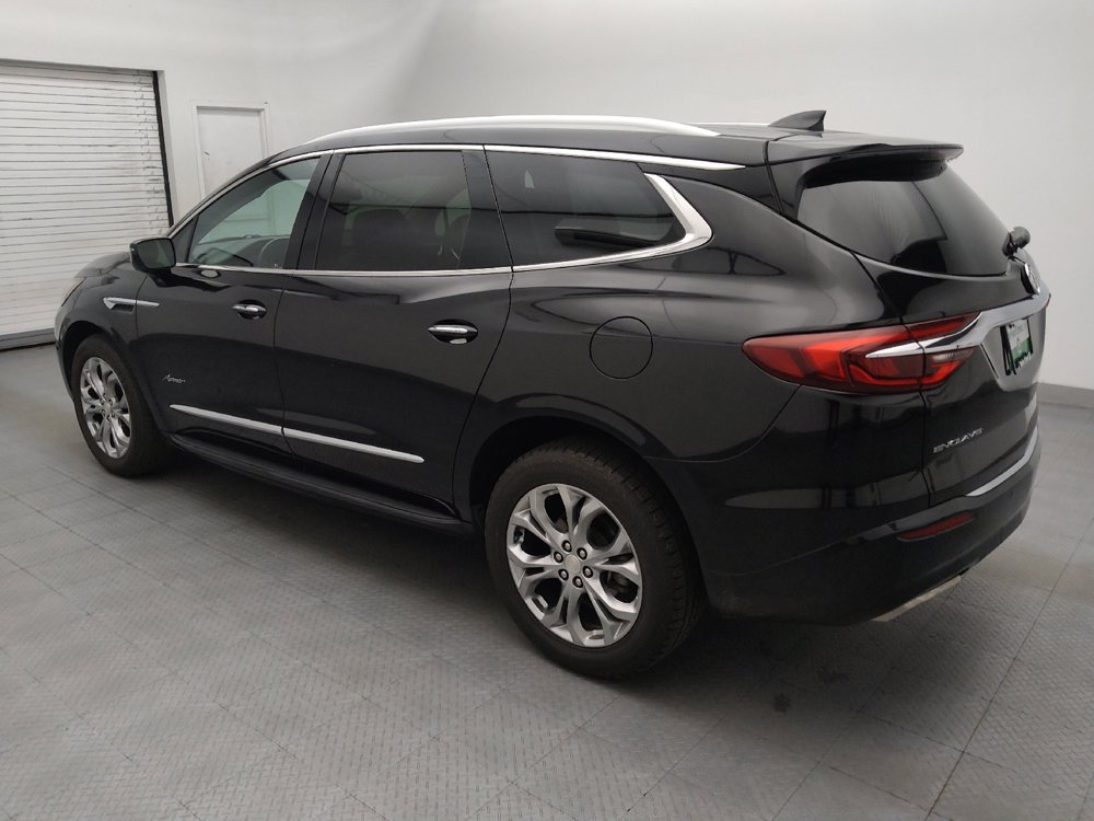 Used 2020 Buick Enclave Avenir w/ Avenir Technology Package FWD image 3