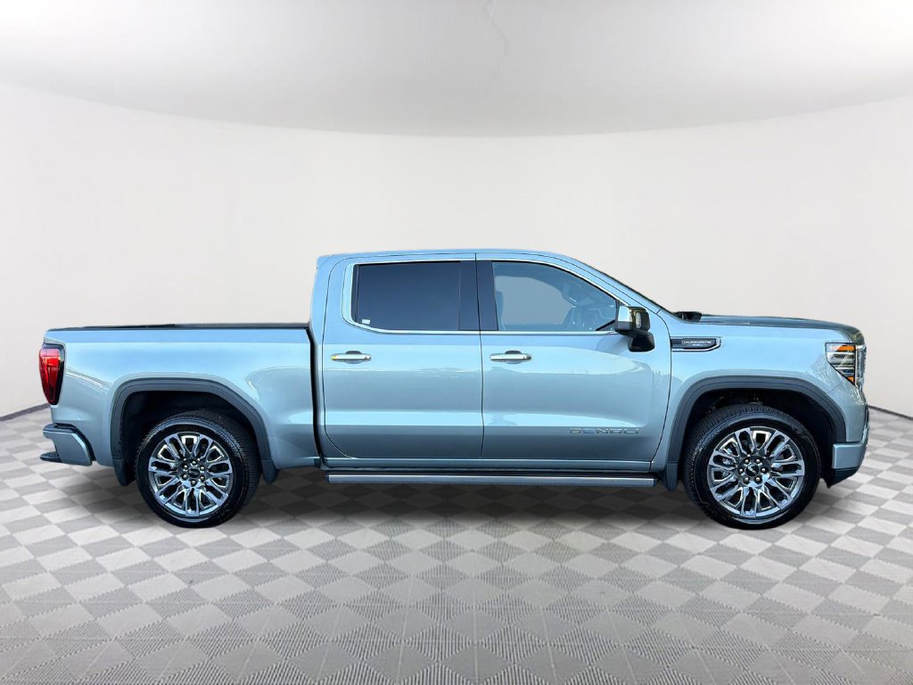 Used 2026 GMC Sierra 1500 Denali Ultimate AWD/4WD image 4