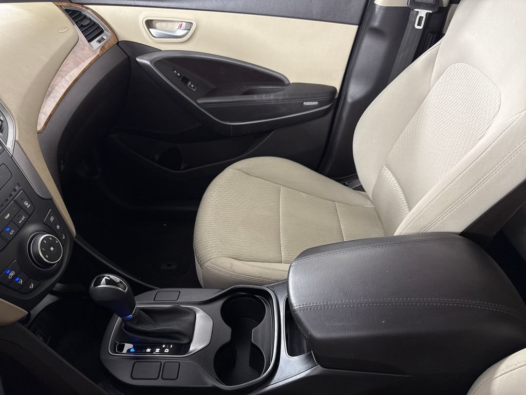 Used 2015 Hyundai Santa Fe Sport FWD image 18