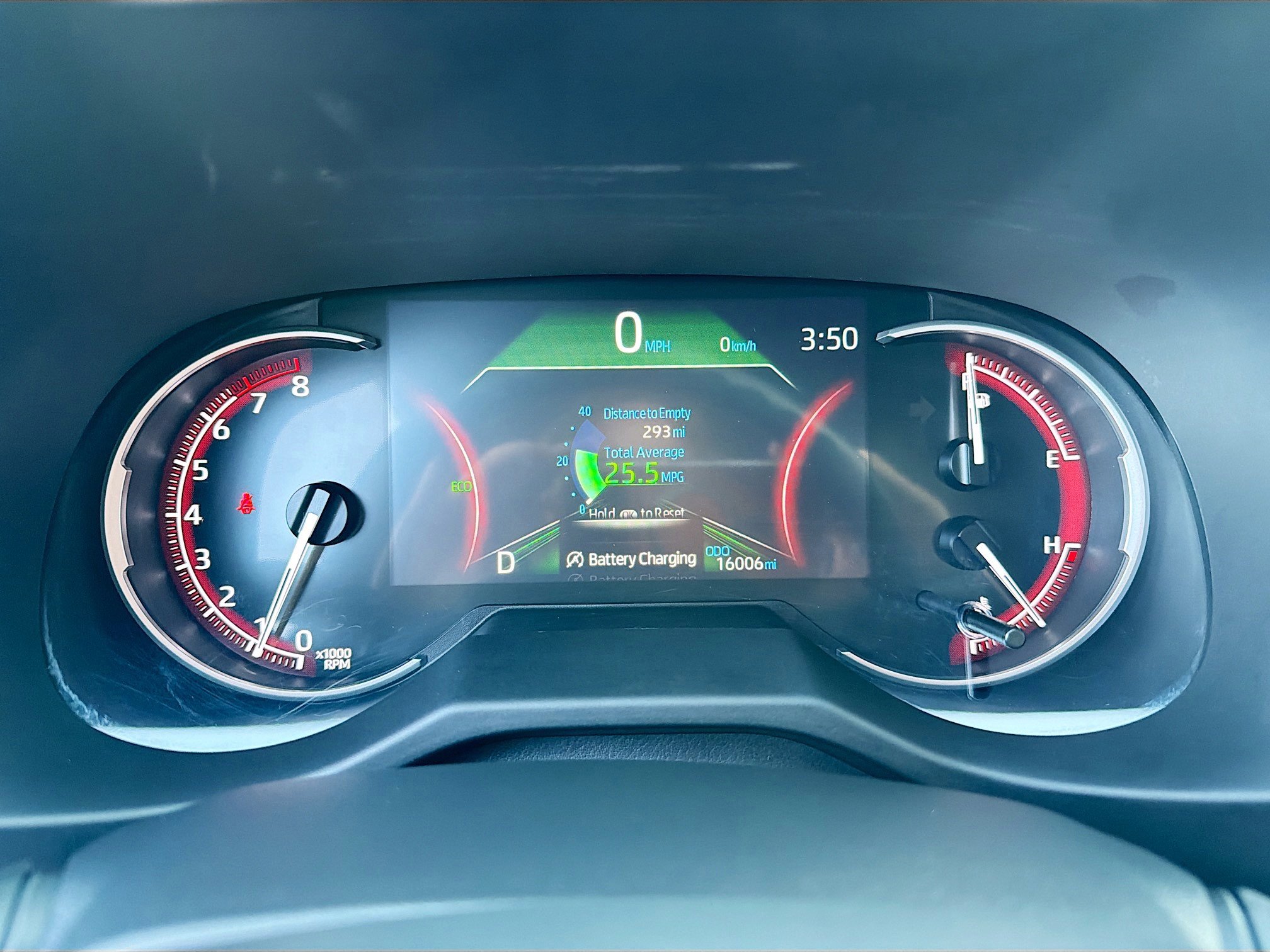 Used 2024 Toyota RAV4 LE image 19