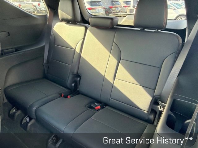 Used 2026 Chevrolet Traverse RS AWD/4WD image 22
