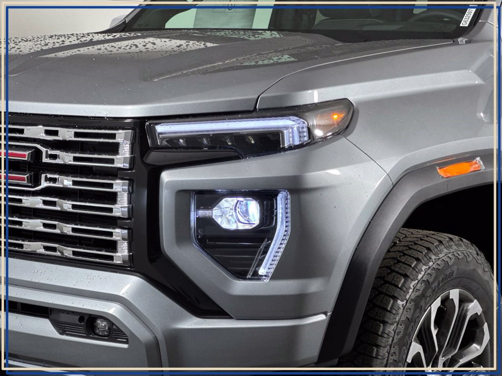 New 2026 GMC Canyon Denali AWD/4WD image 2