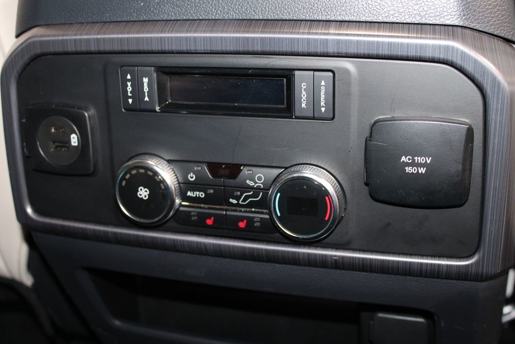 Used 2023 Ford Expedition Platinum AWD/4WD image 38