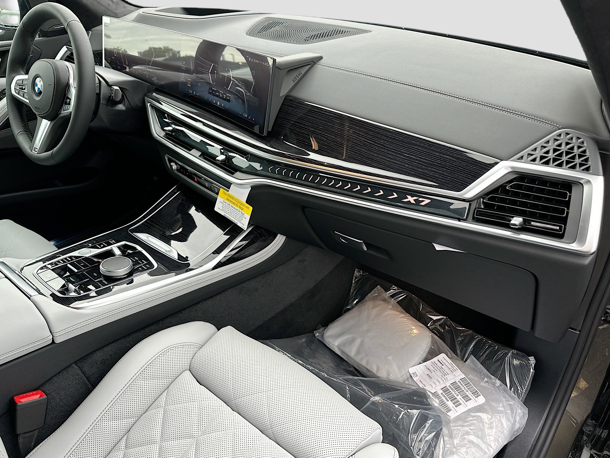 New 2026 BMW X7 xDrive40i w/ M Sport Package image 24