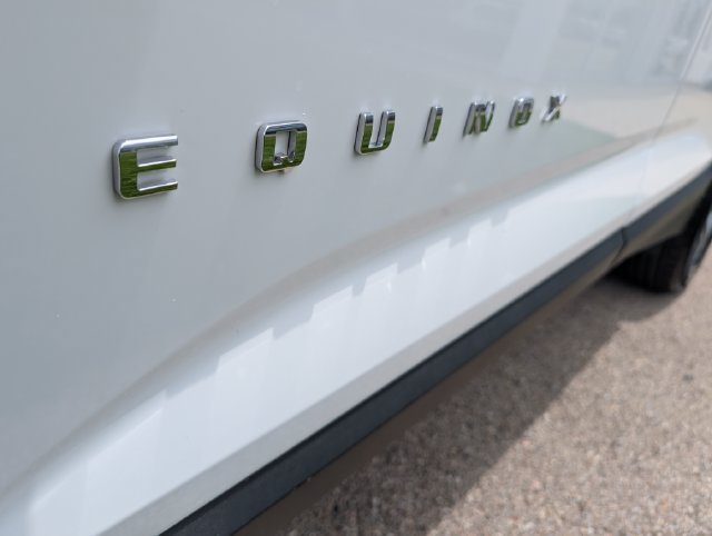 Used 2026 Chevrolet Equinox LT AWD/4WD image 29