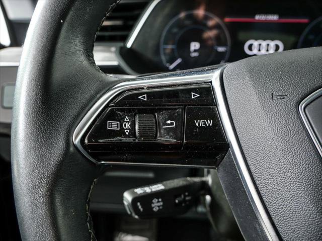 Used 2022 Audi e-tron Premium w/ Convenience Plus Package AWD/4WD image 10