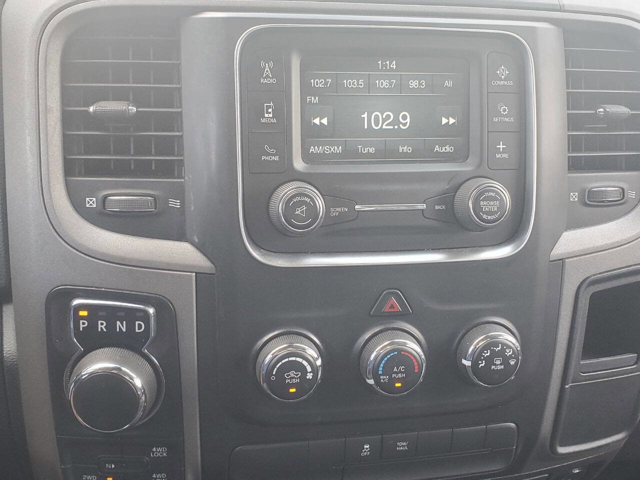 Used 2015 RAM 1500 Express AWD/4WD image 16