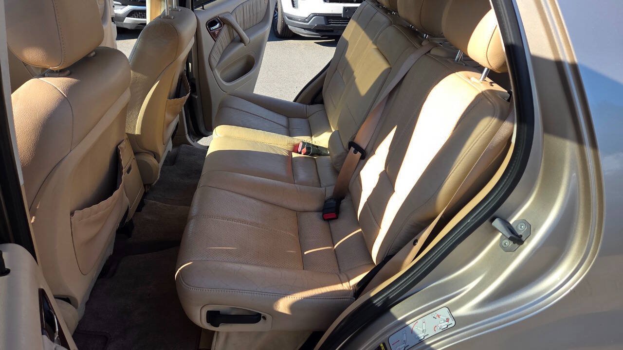 Used 2001 Mercedes-Benz ML 320 4MATIC image 33