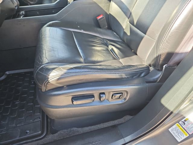 Used 2011 Honda Pilot EX-L image 16