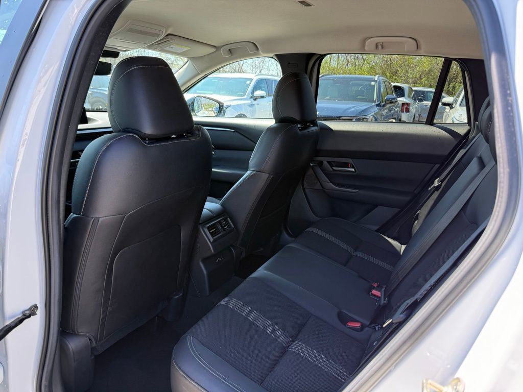 Used 2025 MAZDA CX-50 AWD 2.5 S w/ Preferred Package image 10