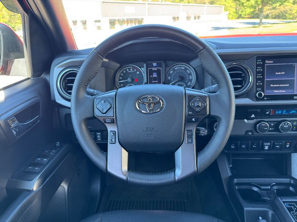 Used 2022 Toyota Tacoma TRD Off-Road image 19