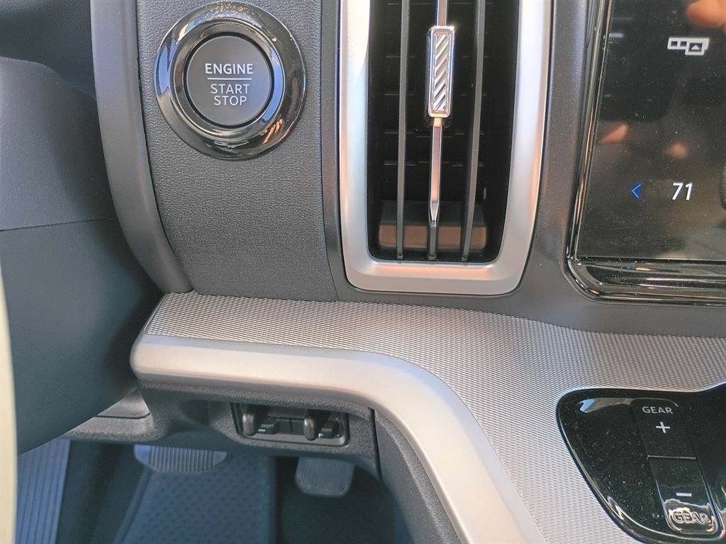 Used 2025 Ford Expedition Max Active RWD image 13