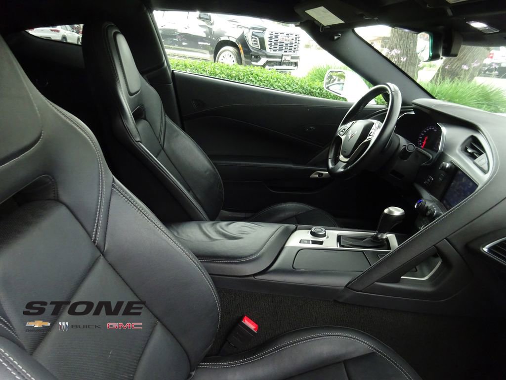 Used 2014 Chevrolet Corvette Stingray Coupe image 15
