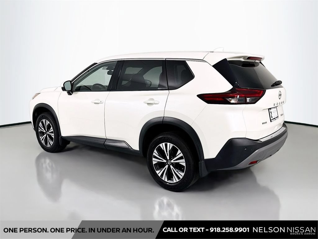 Used 2021 Nissan Rogue SV AWD/4WD image 7