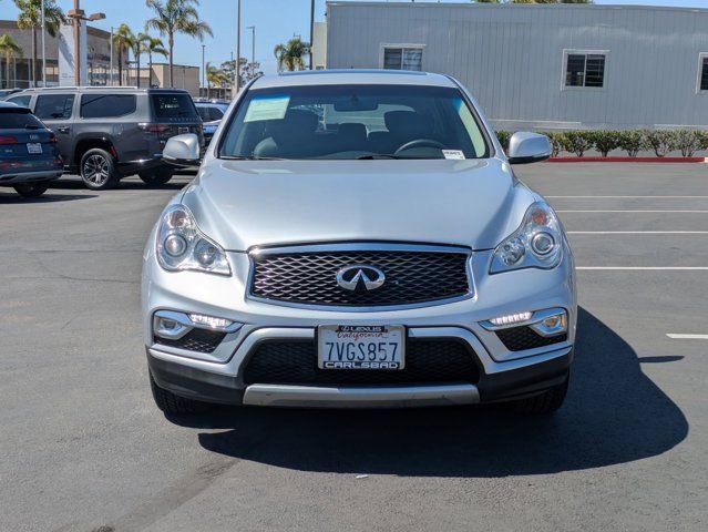 Used 2017 INFINITI QX50 2WD image 2