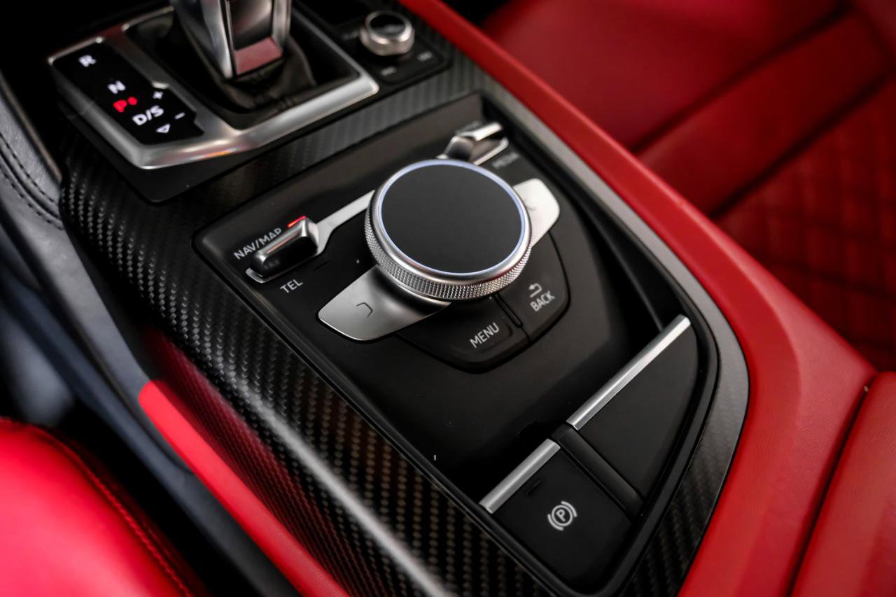 Used 2017 Audi R8 V10 image 20