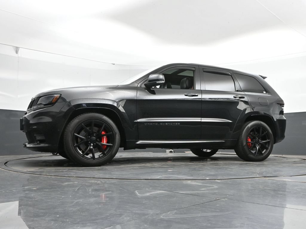 Used 2020 Jeep Grand Cherokee SRT w/ Trailer Tow Group IV AWD/4WD image 49