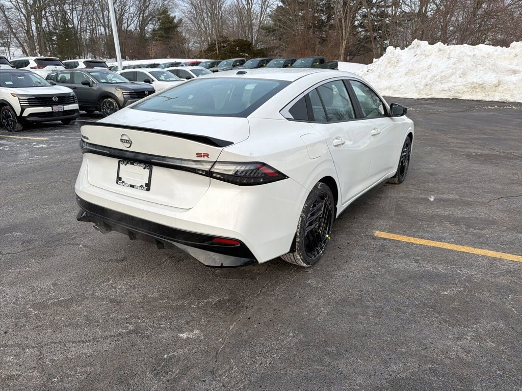 New 2026 Nissan Sentra SR w/ Floor Mat Package image 6