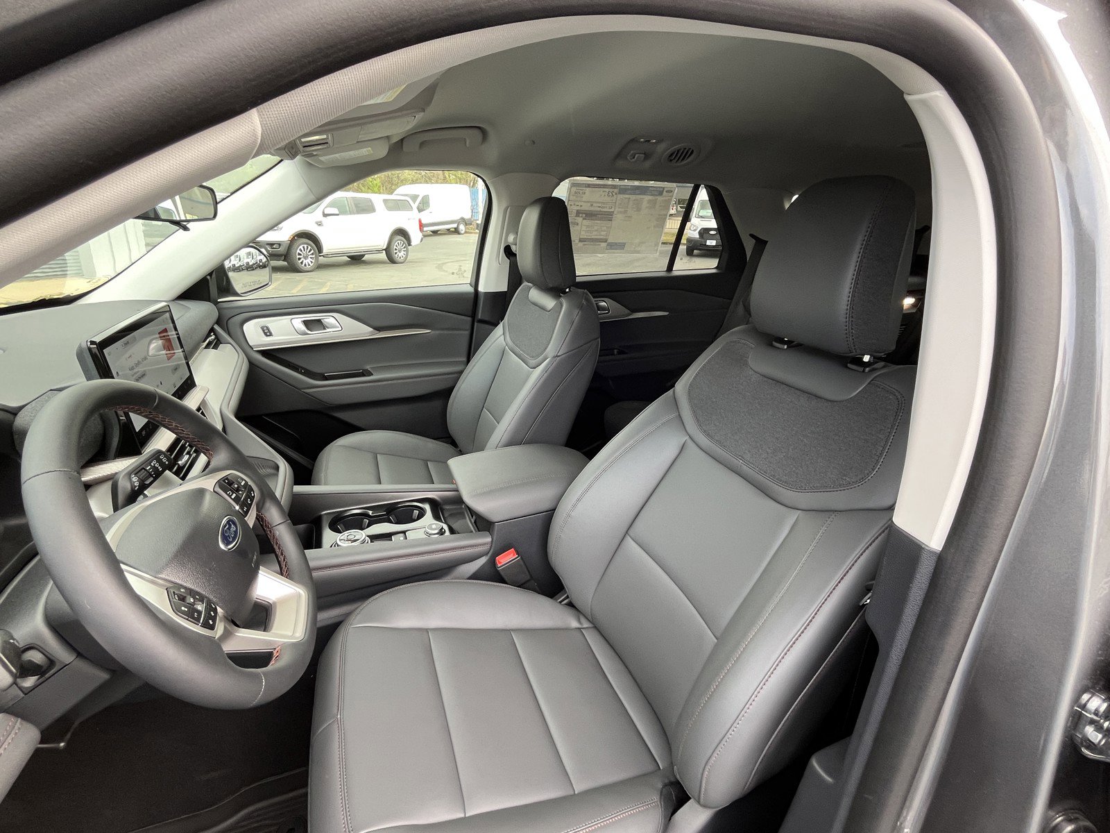 New 2026 Ford Explorer Active w/ Active Comfort Package image 24