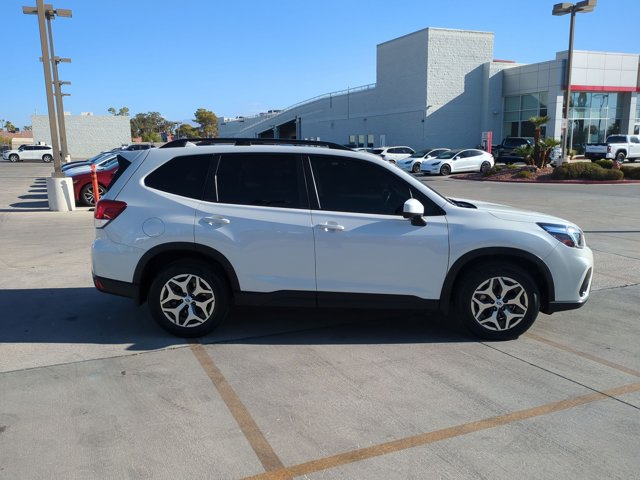 Used 2019 Subaru Forester Premium AWD/4WD image 4
