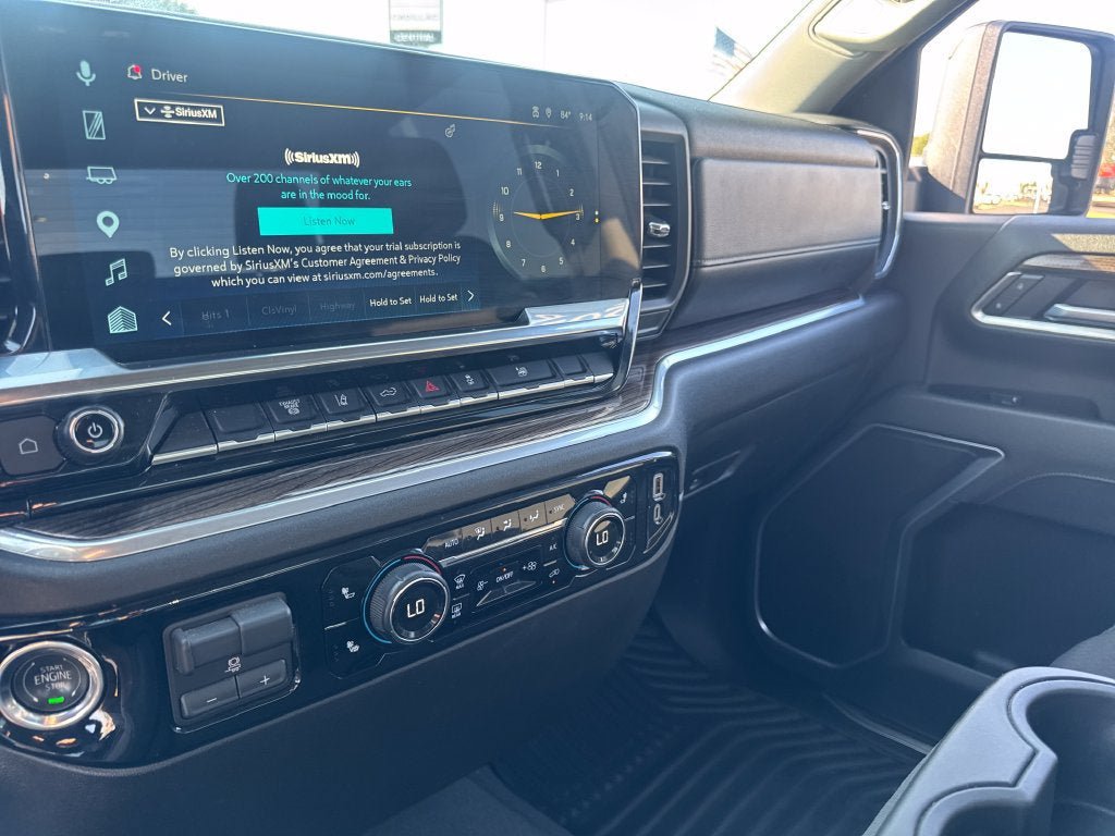 Used 2025 Chevrolet Silverado 2500 LT AWD/4WD image 21