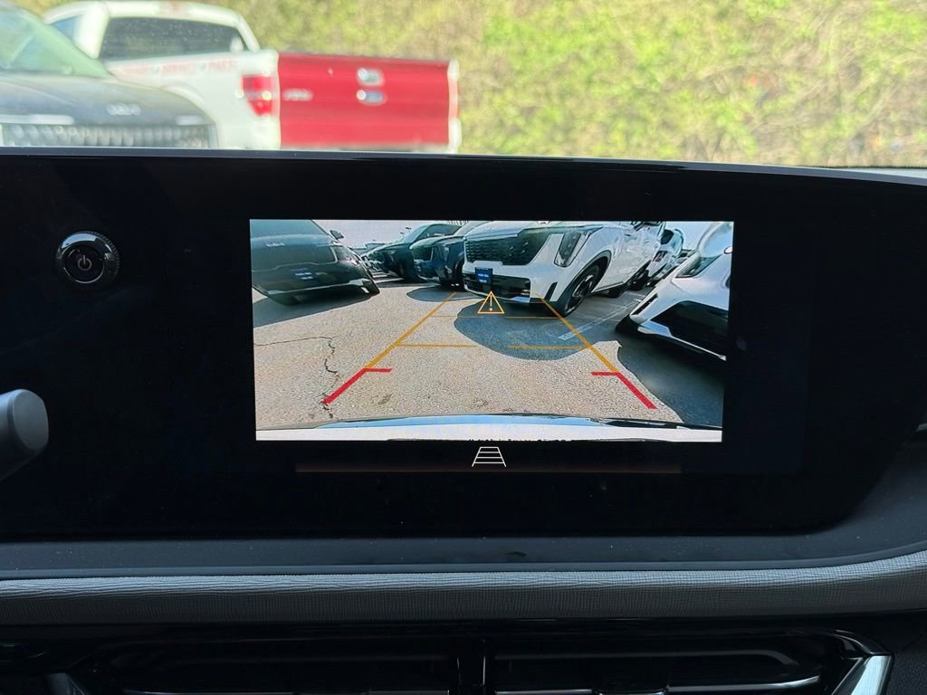 Used 2024 Buick Envista Avenir image 33