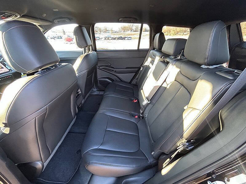 New 2026 Jeep Cherokee Limited AWD/4WD image 65