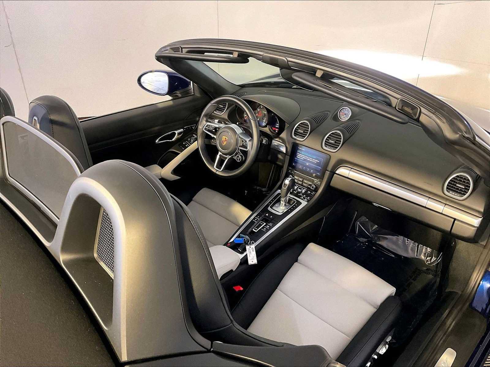 Certified 2022 Porsche 718 Boxster RWD image 20