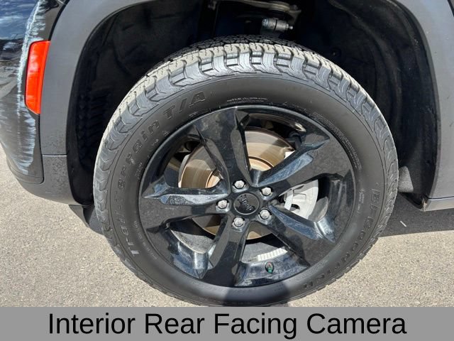 Certified 2022 Jeep Grand Cherokee L Limited w/ Black Appearance Package AWD/4WD image 13