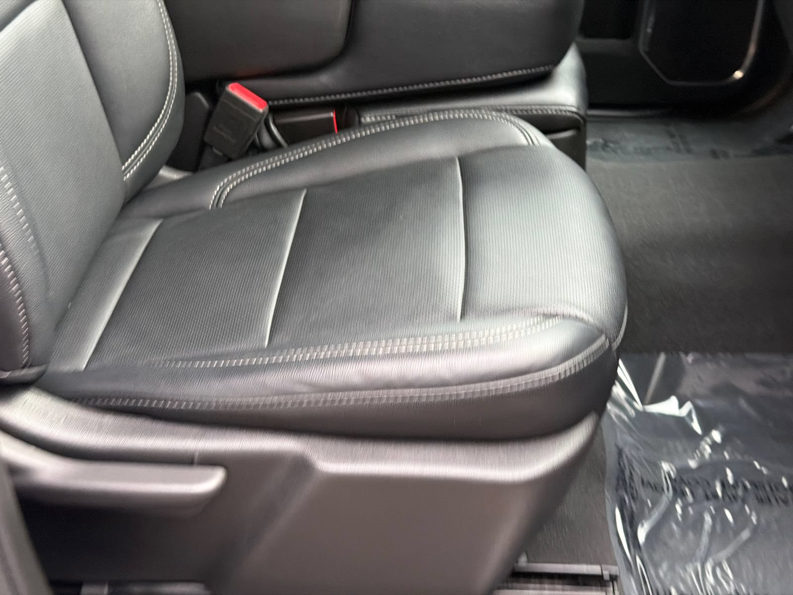 Used 2022 GMC Sierra 1500 Elevation w/ LPO, Elevation Black Package AWD/4WD image 15