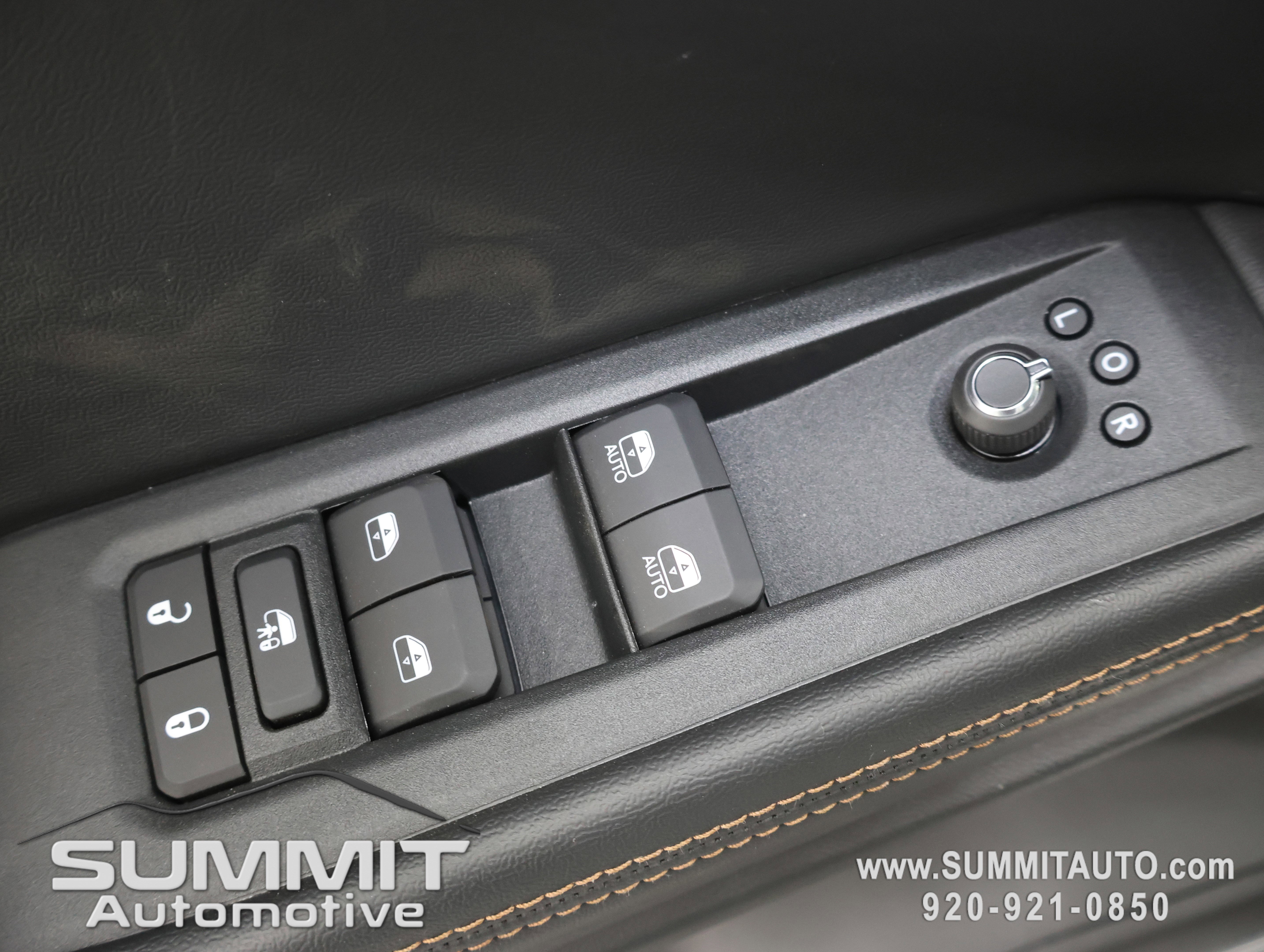 New 2026 Jeep Cherokee Overland image 49