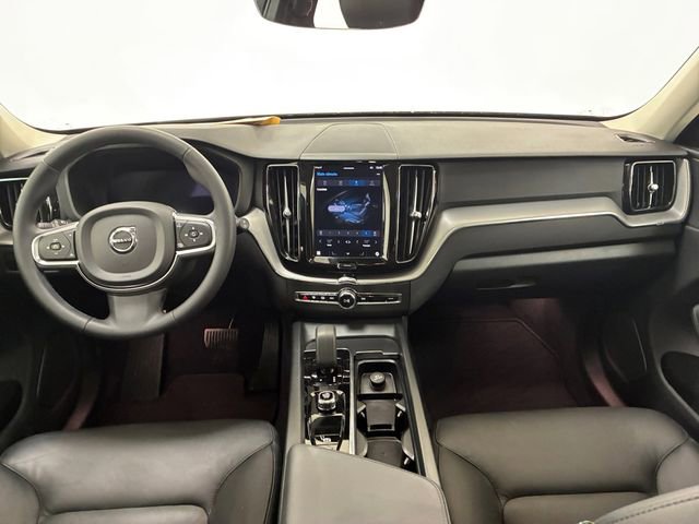 Used 2024 Volvo XC60 B5 Core image 20
