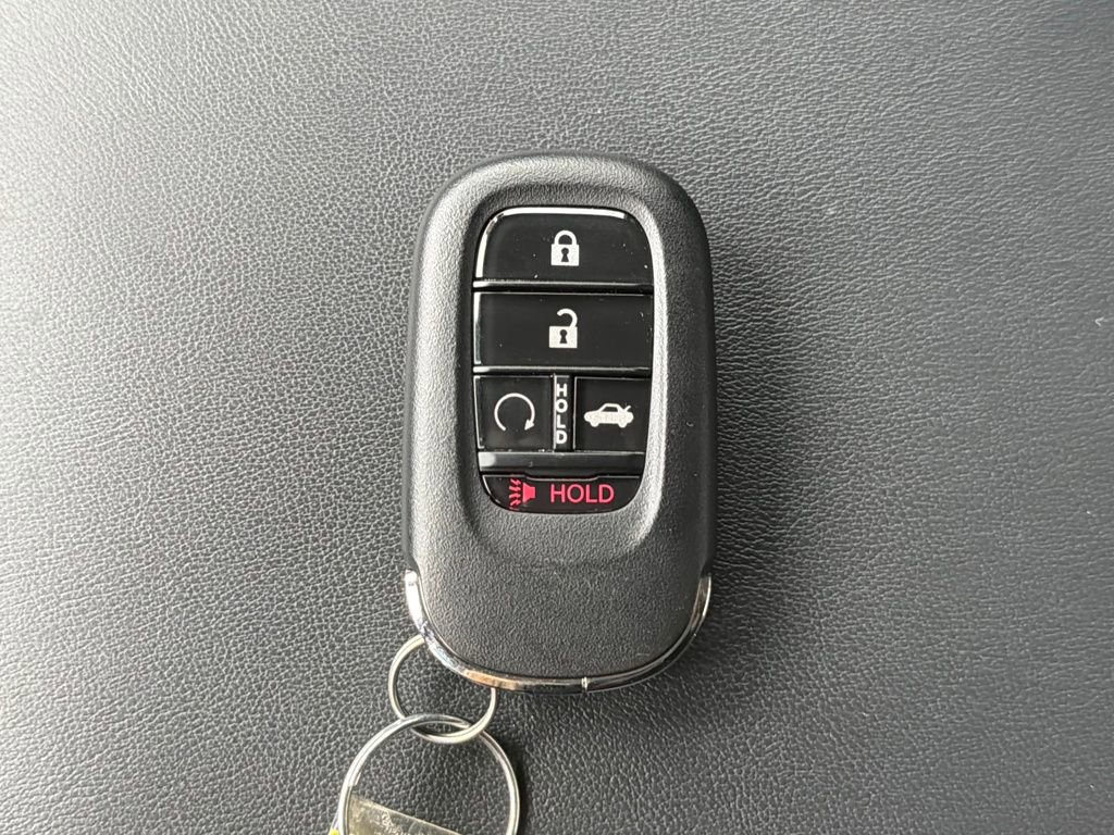 Used 2025 Honda Accord EX-L image 31